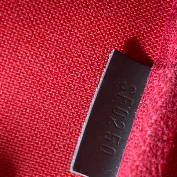 Louis Vuitton Mini Pochette Damier Ebene - Picture 4 of 7